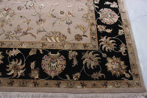 Jaipur Beige Hand Knotted 90 X 124 Area Rug 905-112587 Image 2