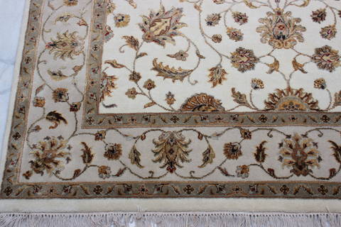 Jaipur White Hand Knotted 60 X 92 Area Rug 905-112598 Image 1