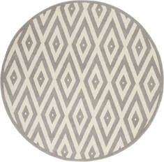 Nourison Grafix White Round 5 to 6 ft Polypropylene Carpet 113374
