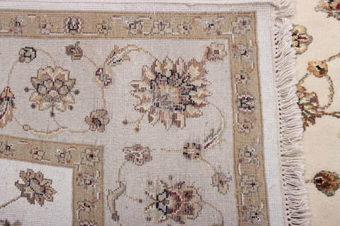 Jaipur White Hand Knotted 60 X 92 Area Rug 905-115616 Image 4