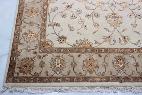 Jaipur White Hand Knotted 61 X 91 Area Rug 905-115640 Image 2