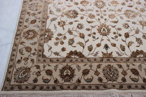 Jaipur White Hand Knotted 60 X 91 Area Rug 905-115654 Image 2