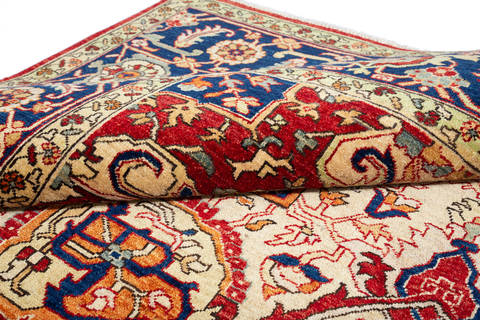 Heriz Red Hand Knotted 83 X 100 Area Rug 700-115744 Image 7