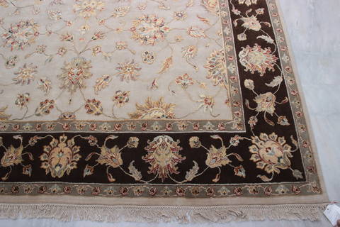Jaipur White Hand Knotted 80 X 103 Area Rug 905-115805 Image 2