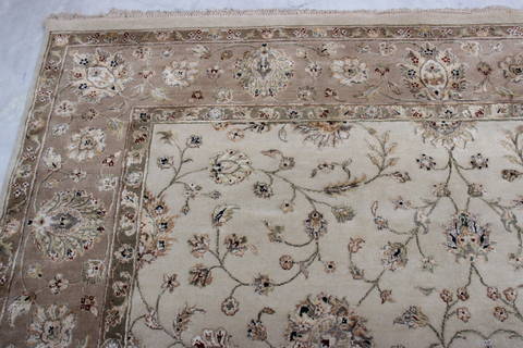 Jaipur White Hand Knotted 80 X 103 Area Rug 905-115818 Image 5