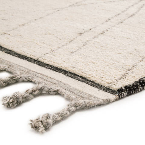 Jaipur Living Mina White 80 X 110 Area Rug RUG141949 803-118095 Image 1