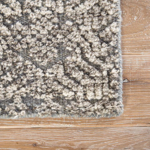 Jaipur Living Reign Grey 80 X 110 Area Rug RUG135612 803-118922 Image 3