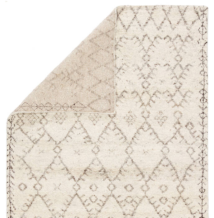 Jaipur Living Zuri White 80 X 100 Area Rug RUG110973 803-119648 Image 2