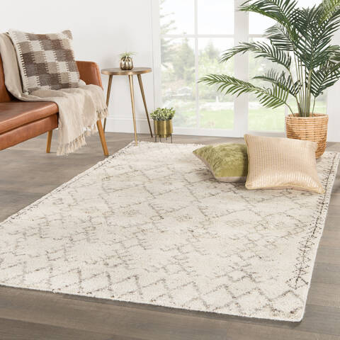 Jaipur Living Zuri White 80 X 100 Area Rug RUG110973 803-119648 Image 4