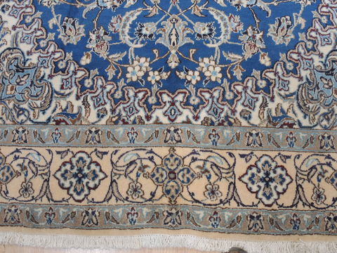 Nain Blue Hand Knotted 66 X 103 Area Rug 100-12046 Image 8