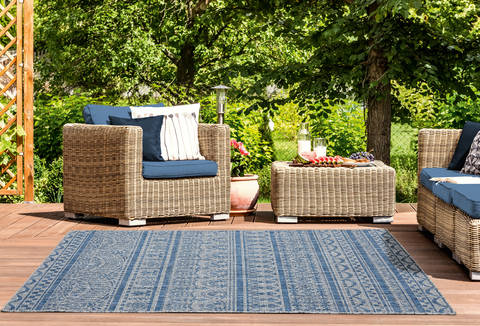 United Weavers Augusta Blue 50 X 70 Area Rug 3900 10160 69 806-123347 Image 1