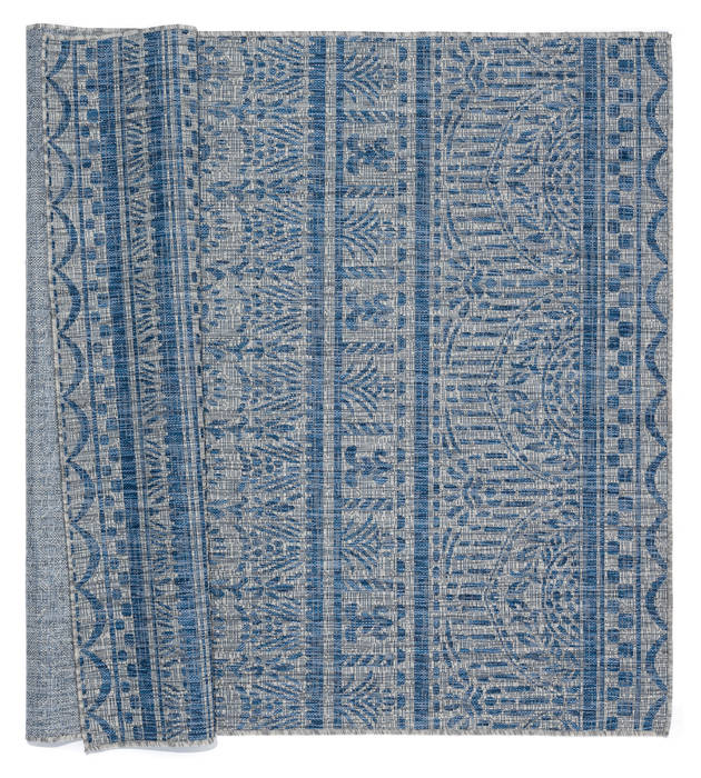 United Weavers Augusta Blue 50 X 70 Area Rug 3900 10160 69 806-123347 Image 3