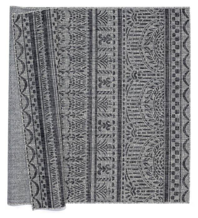 United Weavers Augusta Black 50 X 70 Area Rug 3900 10170 69 806-123351 Image 3