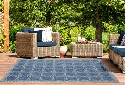 United Weavers Augusta Blue 50 X 70 Area Rug 3900 10660 69 806-123387 Image 1