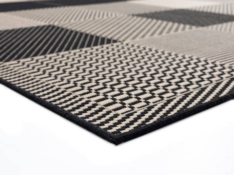 United Weavers Augusta Black 50 X 70 Area Rug 3900 10770 69 806-123397 Image 2