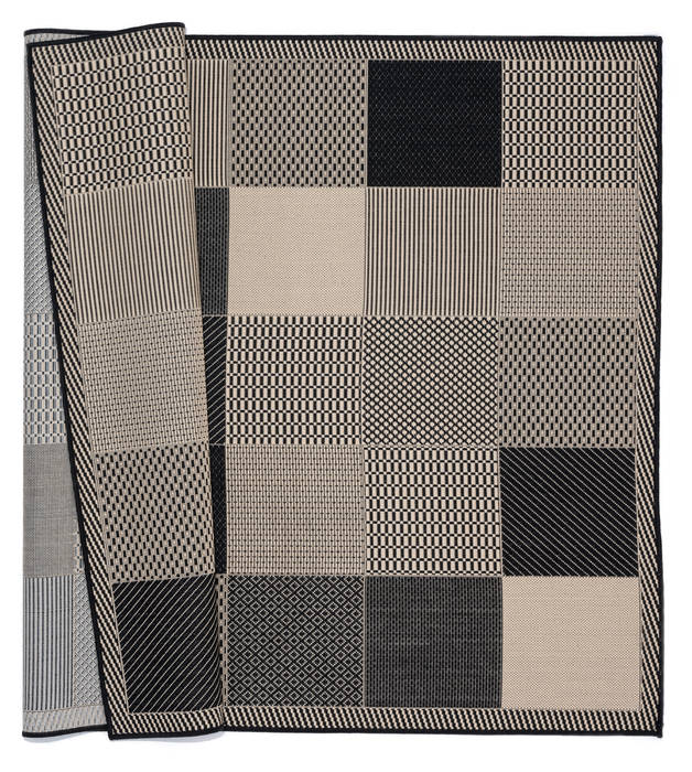 United Weavers Augusta Black 50 X 70 Area Rug 3900 10770 69 806-123397 Image 3