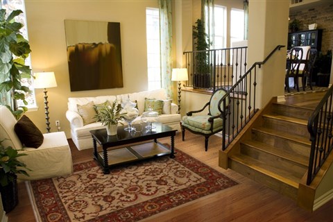 Pishavar Beige Hand Knotted 72 X 102 Area Rug 251-13792 Image 3