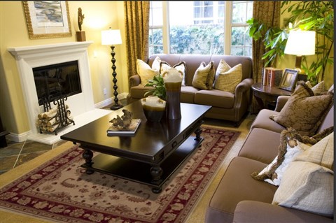 Pishavar Beige Hand Knotted 68 X 100  Area Rug 251-13820 Image 2