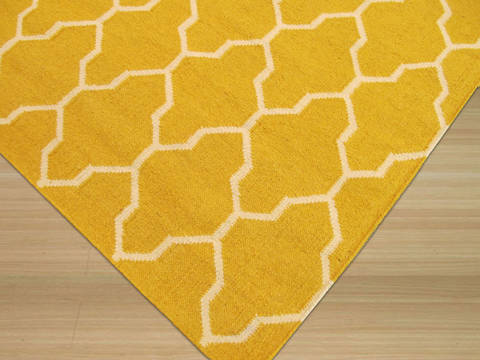 Kilim Yellow Hand Made 90 X 120 Area Rug 834-130885 Image 1