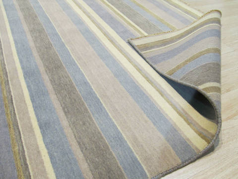Multicolor Hand Made 40 X 60 Area Rug 834-130971 Image 2