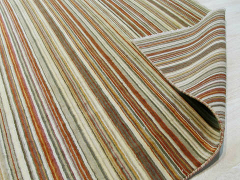Multicolor Hand Made 30 X 50 Area Rug 834-130976 Image 2
