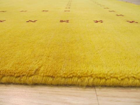 Yellow Hand Made 100 X 140 Area Rug 834-131444 Image 2
