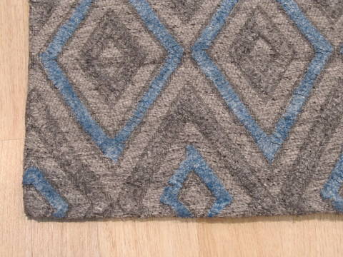 Grey Hand Made 100 X 140 Area Rug 834-131542 Image 1