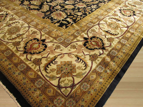 Sarouk Black Hand Knotted 120 X 186 Area Rug 834-131618 Image 1