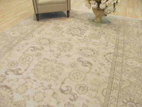 Oushak Beige Hand Knotted 90 X 120 Area Rug 834-131890 Image 1