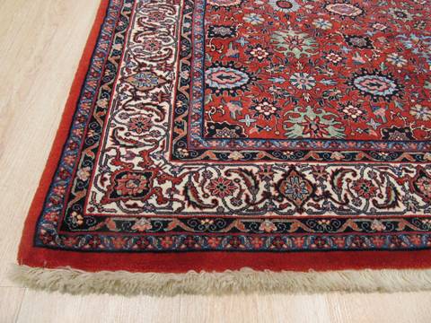 Bidjar Red Hand Knotted 53 X 71 Area Rug 834-132253 Image 1
