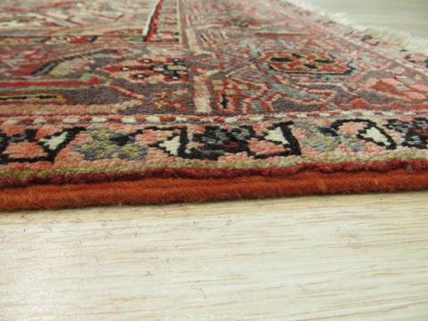Heriz Red Hand Knotted 910 X 133 Area Rug 834-132256 Image 2