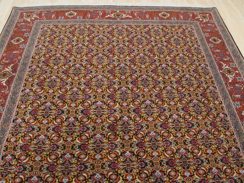 Tabriz Red Hand Knotted 69 X 910 Area Rug 834-132277 Image 2