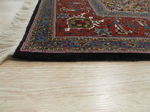 Tabriz Red Hand Knotted 69 X 910 Area Rug 834-132277 Image 3