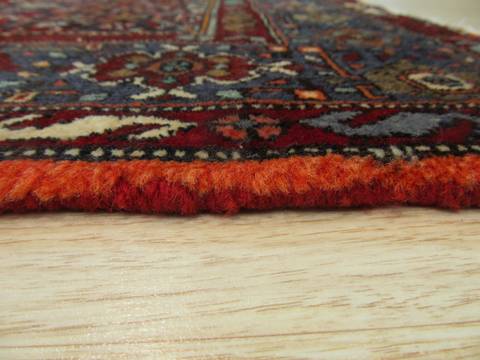 Gholtogh Red Hand Knotted 43 X 65 Area Rug 834-132299 Image 2