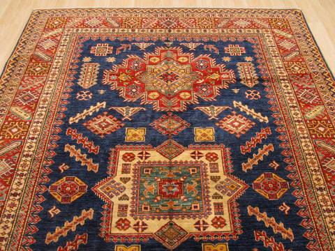 Kazak Blue Hand Knotted 611 X 97 Area Rug 834-132350 Image 3