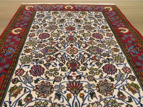 Qum Purple Hand Knotted 37 X 53 Area Rug 834-132367 Image 2