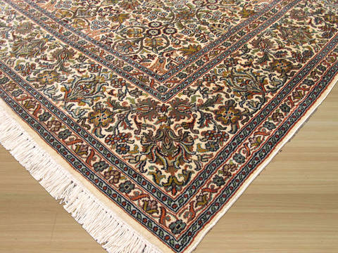 Kashmir Purple Hand Knotted 61 X 91 Area Rug 834-132374 Image 1
