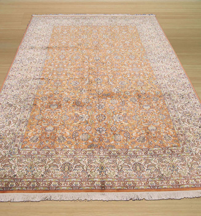 Tabriz Beige Hand Knotted 61 X 91 Area Rug 834-132376 Image 2