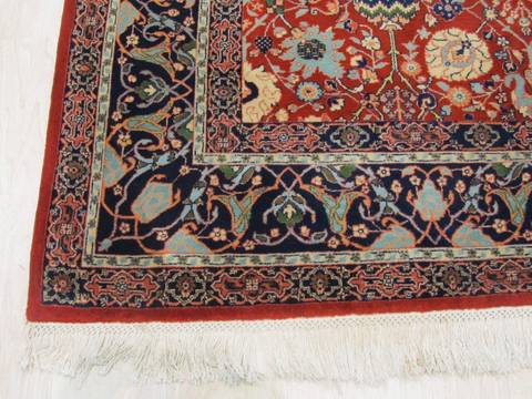 Red Hand Knotted 68 X 98 Area Rug 834-132402 Image 1