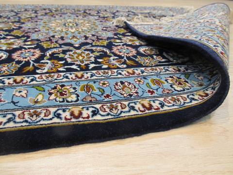 Isfahan Blue Hand Knotted 25 X 32 Area Rug 834-132407 Image 2