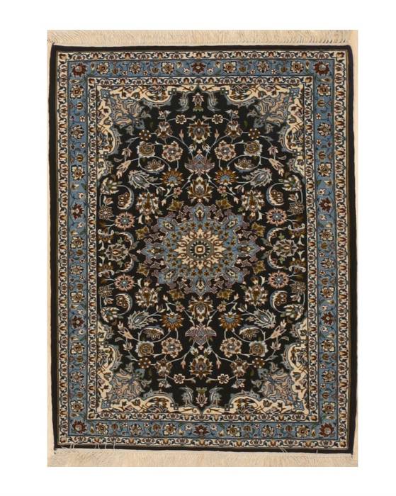 Isfahan Blue Hand Knotted 25 X 32 Area Rug 834-132407 Image 0