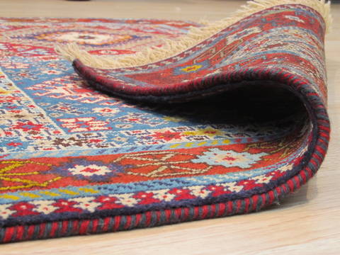 Yalameh Red Hand Knotted 34 X 411 Area Rug 834-132434 Image 2