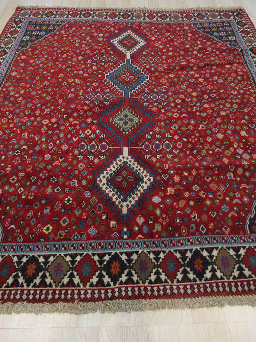 Yalameh Red Hand Knotted 54 X 65 Area Rug 834-132452 Image 3