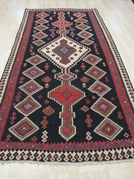 Kilim Black Runner Hand Knotted 47 X 100 Area Rug 834-132475 Image 3