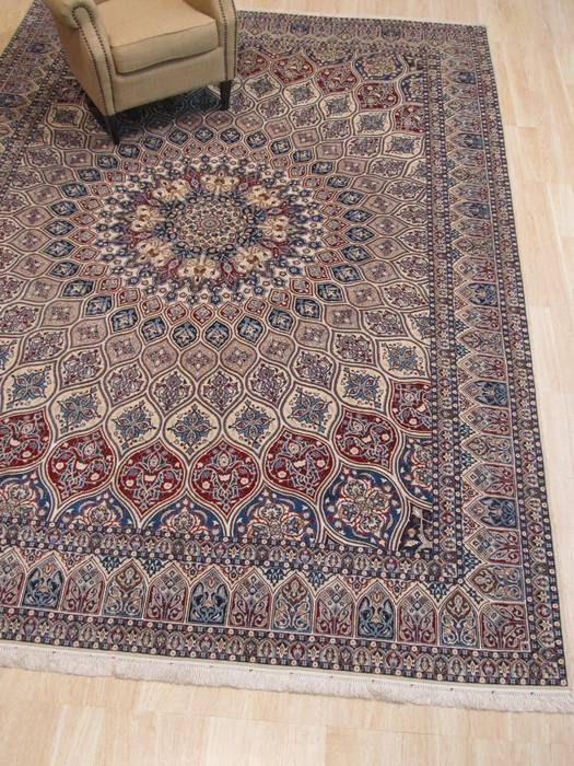 Nain Beige Hand Knotted 88 X 120 Area Rug 834-132487 Image 3