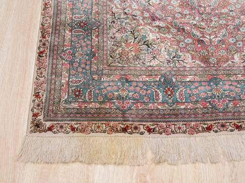Sarouk Blue Hand Knotted 45 X 73 Area Rug 834-132500 Image 1