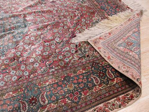 Sarouk Blue Hand Knotted 45 X 73 Area Rug 834-132500 Image 2