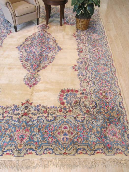 Kerman Beige Hand Knotted 99 X 138 Area Rug 834-132534 Image 3