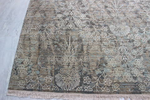 Jaipur Grey Hand Knotted 81 X 102 Area Rug 905-135671 Image 1