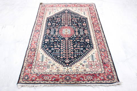 Abadeh Blue Hand Knotted 40 X 63 Area Rug 905-135724 Image 1